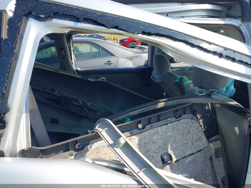 2004 Honda Odyssey Ex VIN: 5FNRL186X4B043541 Lot: 43210752