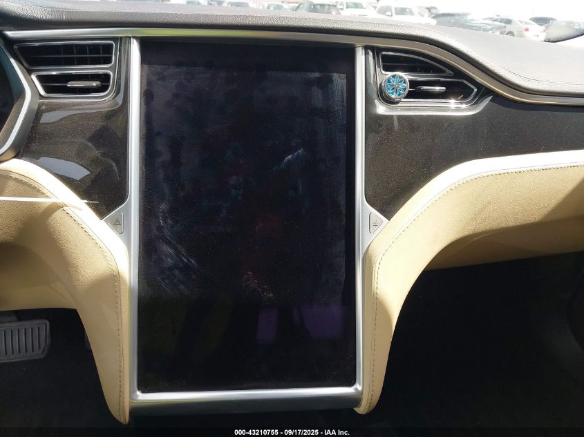 2013 Tesla Model S VIN: 5YJSA1CN2DFP07286 Lot: 43210755