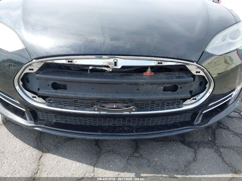 2013 Tesla Model S VIN: 5YJSA1CN2DFP07286 Lot: 43210755