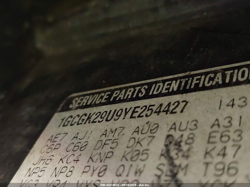 2000 Chevrolet Silverado 2500 Ls VIN: 1GCGK29U9YE254427 Lot: 43210832