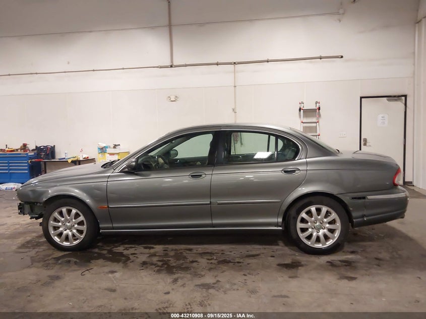 2003 Jaguar X-Type 2.5 VIN: SAJEA51D33XD13416 Lot: 43210908