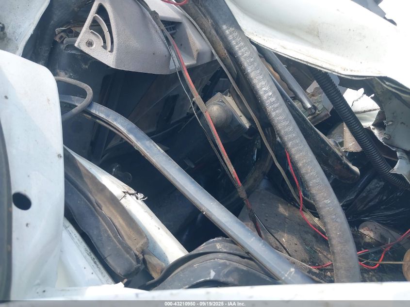 1995 International 4000 4900 VIN: 1HSSDAAN7SH679807 Lot: 43210950