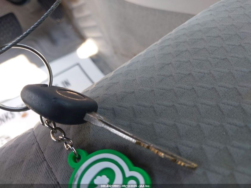 2009 Toyota Camry Le VIN: 4T1BE46K59U880088 Lot: 43210981