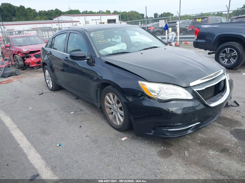 CHRYSLER 200 TOURING