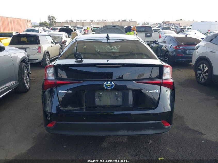TOYOTA PRIUS - zdjęcie 16