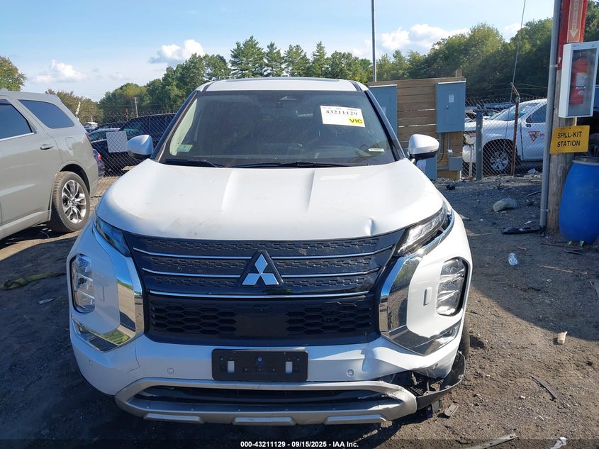 2022 Mitsubishi Outlander Black Edition S-Awc/Se 2.5 S-Awc/Se Launch Edition S-Awc VIN: JA4J4UA8XNZ015512 Lot: 43211129