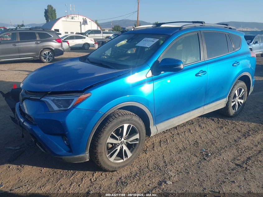 2017 TOYOTA RAV4 XLE - JTMRFREV4HJ159155