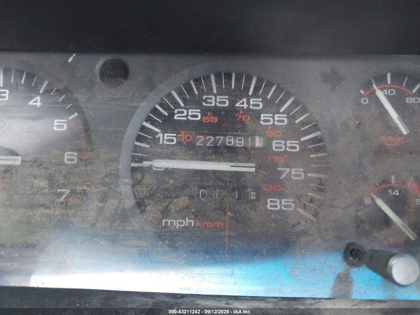 1996 Jeep Cherokee Sport/Classic VIN: 1J4FJ68SXTL145737 Lot: 43211242