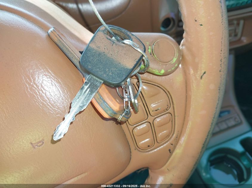 2000 Mercury Mountaineer VIN: 4M2DU86P3YUJ22746 Lot: 43211332