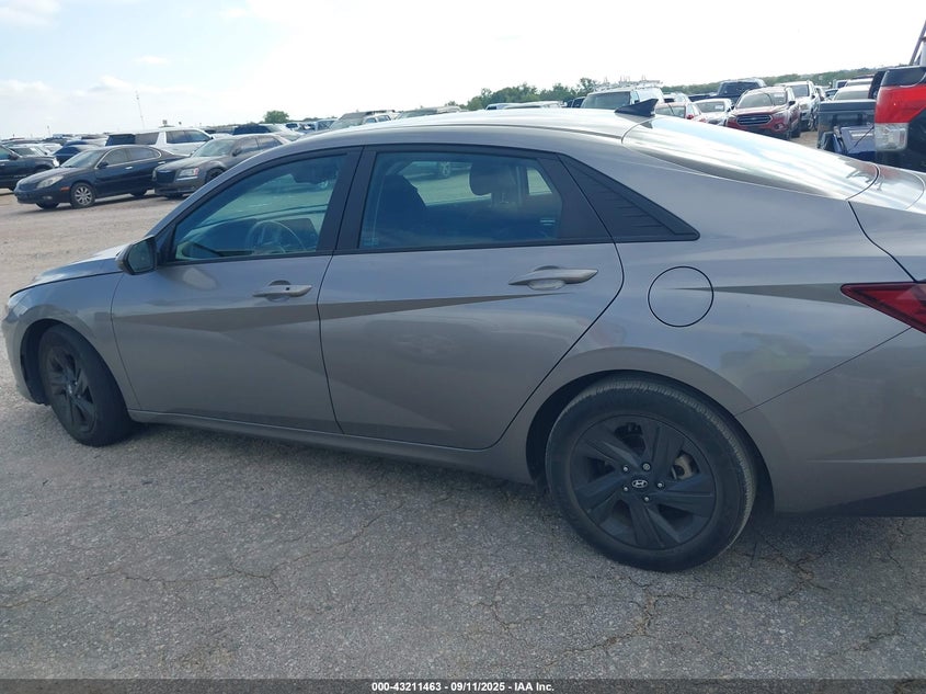 2023 HYUNDAI ELANTRA SEL - KMHLM4AG7PU435987