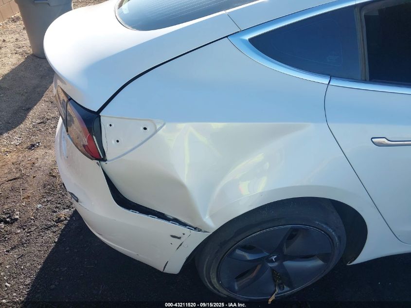 2020 Tesla Model 3 Standard Range Plus Rear-Wheel Drive/Standard Range Rear-Wheel Drive VIN: 5YJ3E1EA5LF634030 Lot: 43211520