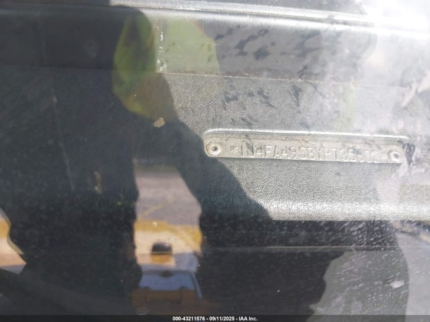 2000 Jeep Wrangler Sport VIN: 1J4FA49S8YP735602 Lot: 43211576