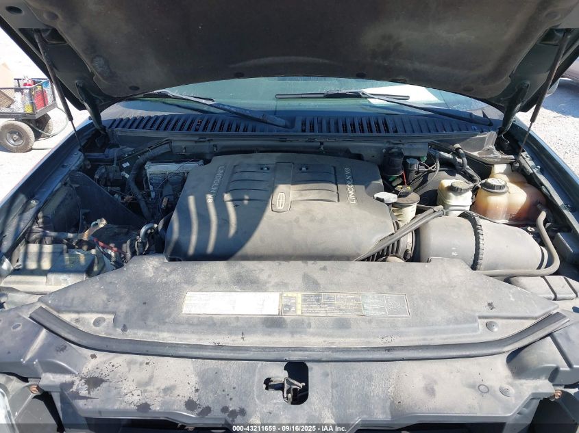 2003 Lincoln Navigator VIN: 5LMFU28RX3LJ30926 Lot: 43211659