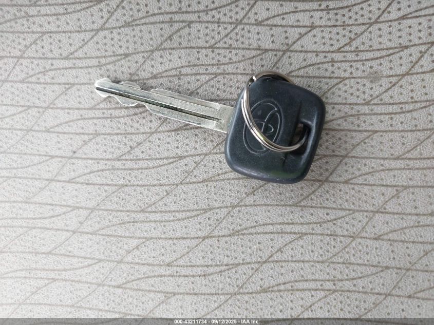 2008 Toyota Yaris VIN: JTDBT923881198215 Lot: 43211734