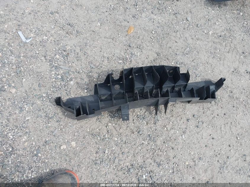 2008 Toyota Yaris VIN: JTDBT923881198215 Lot: 43211734