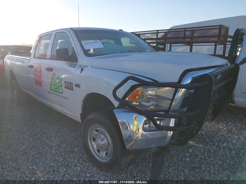 RAM 2500 TRADESMAN