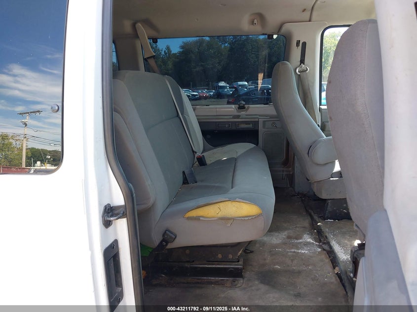 2008 Ford E-350 Super Duty Xl/Xlt VIN: 1FBSS31L68DB47722 Lot: 43211792