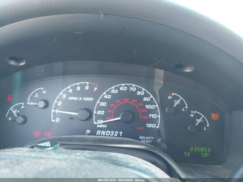 2002 Ford Explorer Xlt VIN: 1FMZU73E32UA08581 Lot: 43211870