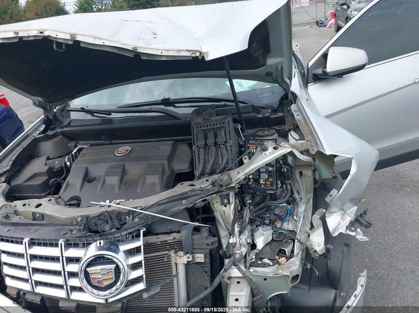 2013 CADILLAC SRX LUXURY COLLECTION - 3GYFNCE33DS546137