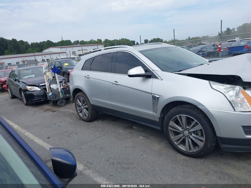 2013 CADILLAC SRX LUXURY COLLECTION - 3GYFNCE33DS546137
