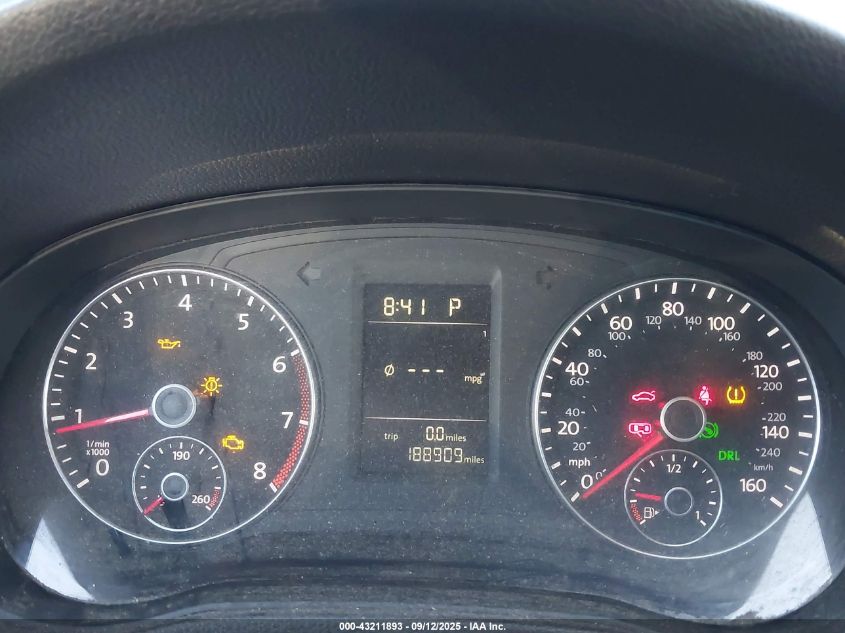 2015 Volkswagen Passat 1.8T Limited Edition VIN: 1VWAT7A35FC084351 Lot: 43211893