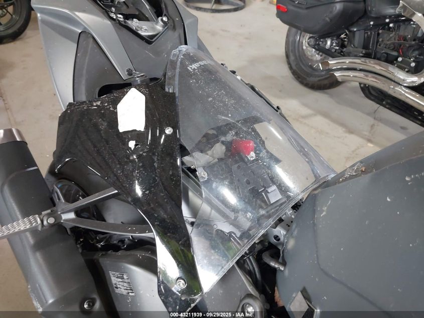 2025 Kawasaki Zx636 K VIN: JKBZXJJ10SA026522 Lot: 43211939