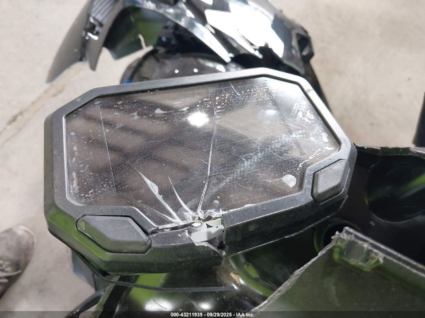 2025 Kawasaki Zx636 K VIN: JKBZXJJ10SA026522 Lot: 43211939