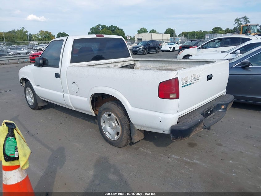 1GGCS1440Y8704463 2000 ISUZU HOMBRE photo no. 3