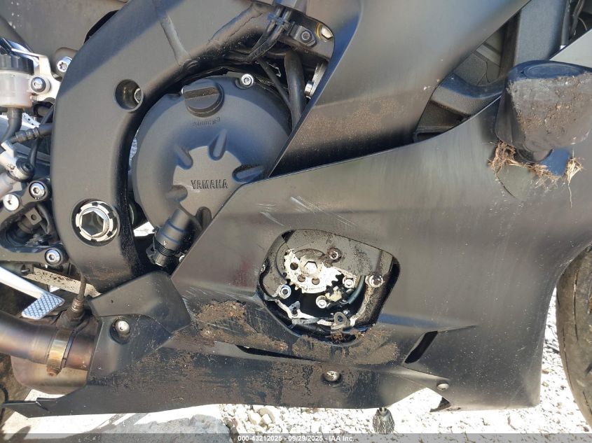 2017 Yamaha Yzfr6 VIN: JYARJ28E1HA000767 Lot: 43212025