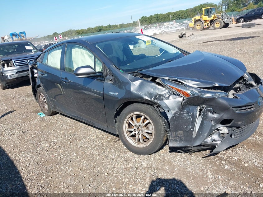 JTDL9RFU7L3018032 2020 Toyota Prius Le Awd-E auction photo 1