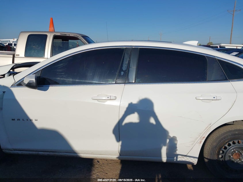 2018 Chevrolet Malibu Lt VIN: 1G1ZD5ST3JF124111 Lot: 43212120