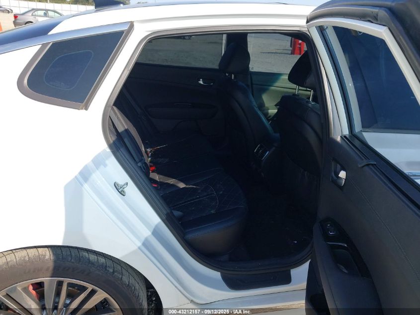 2018 Kia Optima Sx Turbo VIN: 5XXGV4L22JG205176 Lot: 43212157