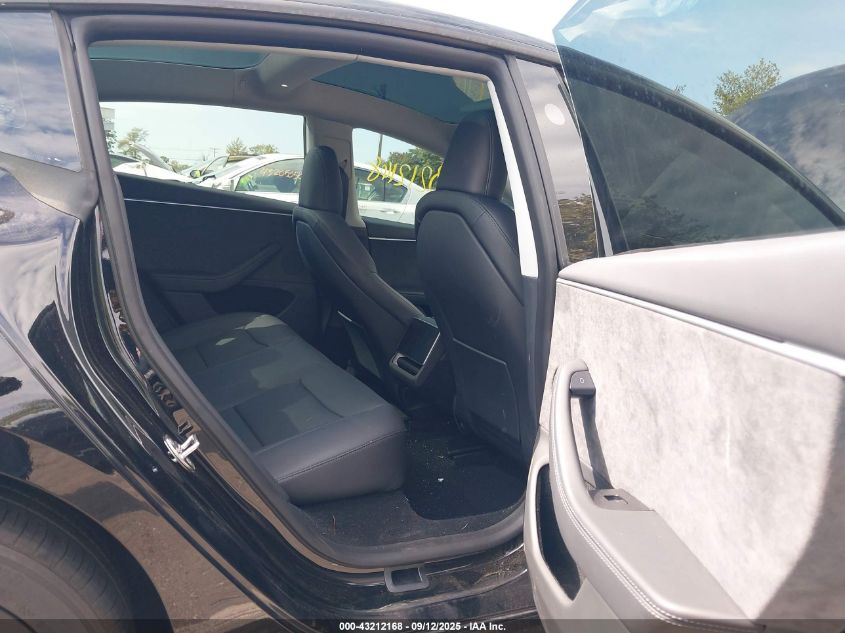 2025 Tesla Model 3 Long Range All-Wheel Drive VIN: 5YJ3E1EB5SF926431 Lot: 43212168