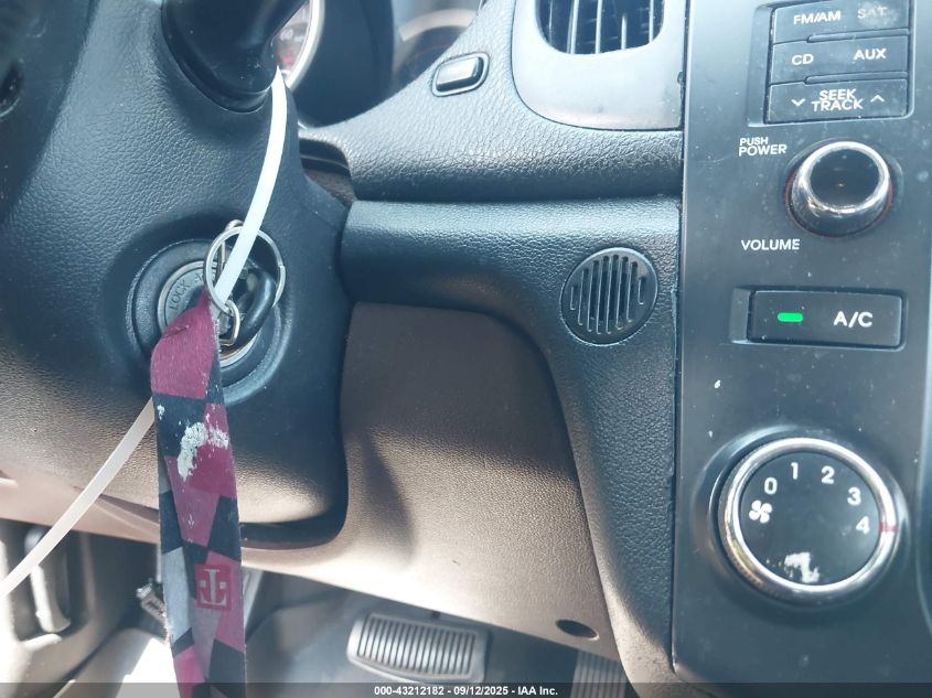 2010 Kia Forte Ex VIN: KNAFU4A21A5858620 Lot: 43212182