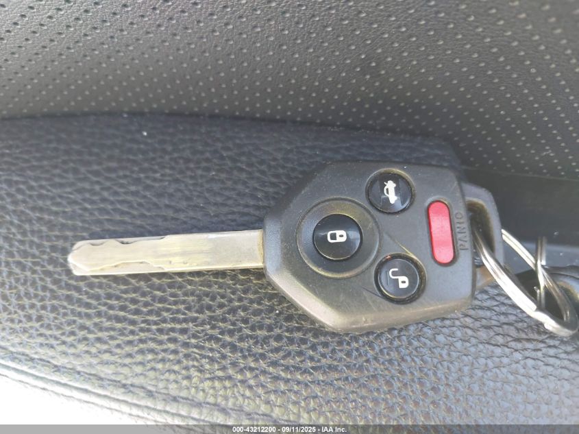 2013 Subaru Outback 2.5I Limited VIN: 4S4BRBLC9D3300927 Lot: 43212200