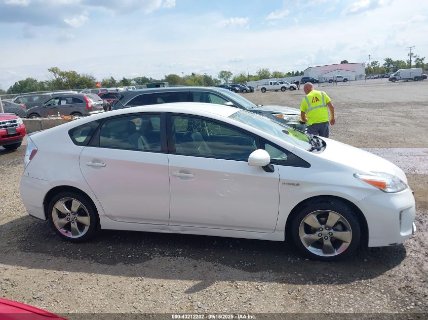 2013 Toyota Prius Three Se VIN: JTDKN3DU2D5607762 Lot: 43212202