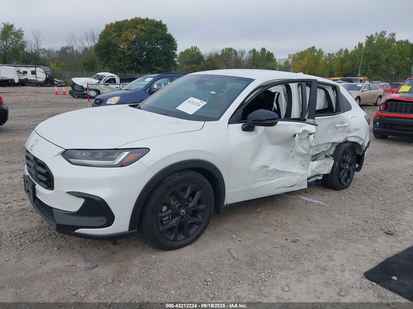 3CZRZ2H54PM701344 2023 HONDA HR-V photo no. 2