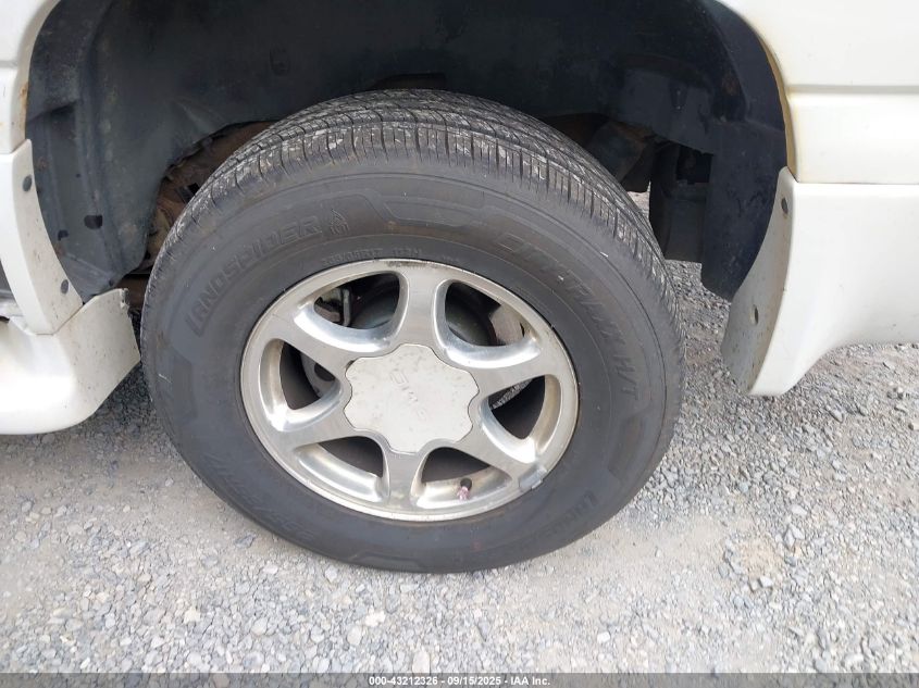 2004 GMC Yukon Denali VIN: 1GKEK63U34J101698 Lot: 43212326