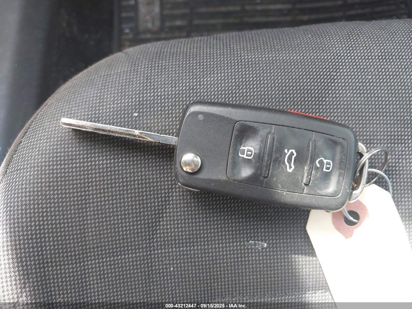 2020 VOLKSWAGEN PASSAT 2.0T S - 1VWAA7A3XLC026477