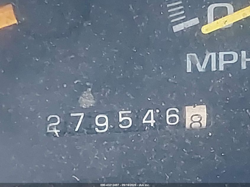 1999 Chevrolet Tahoe VIN: 3GNEK18RXXG158979 Lot: 43212497