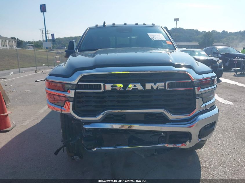 2025 Ram 2500 Tradesman 4X4 6'4 Box VIN: 3C6UR5CJ0SG568957 Lot: 43212543