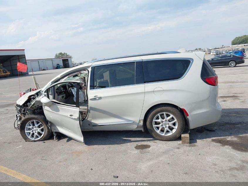 2020 Chrysler Pacifica Touring L VIN: 2C4RC1BGXLR132482 Lot: 43212599