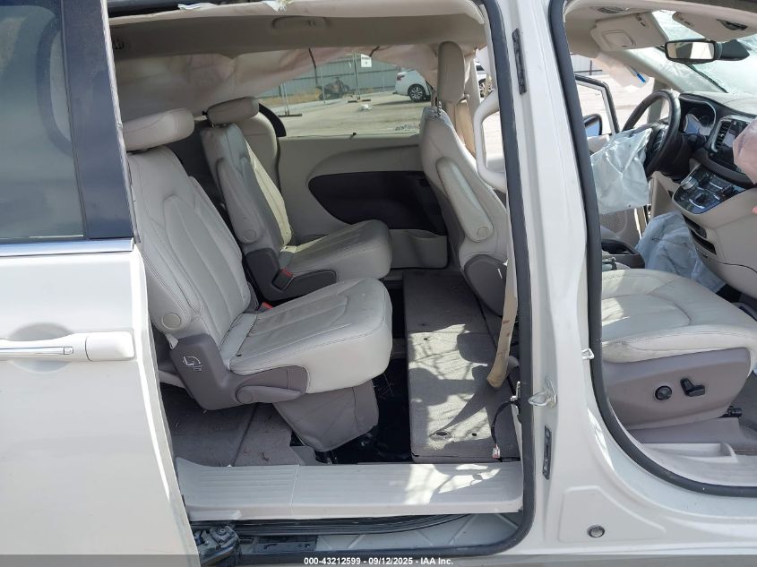 2020 Chrysler Pacifica Touring L VIN: 2C4RC1BGXLR132482 Lot: 43212599