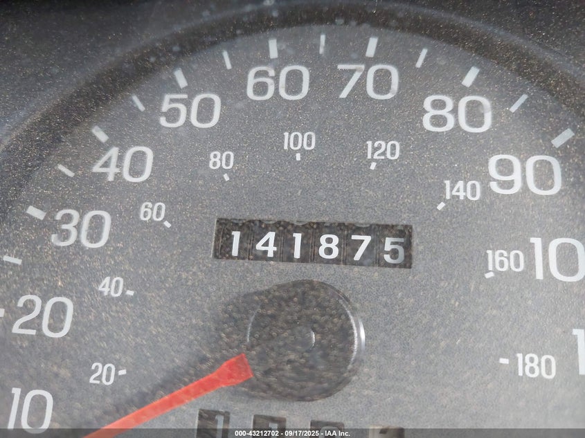 2005 Mercury Grand Marquis Gs VIN: 2MEFM74W85X618499 Lot: 43212702