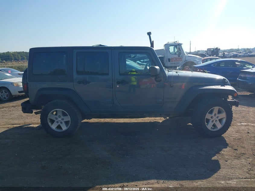 2014 JEEP WRANGLER UNLIMITED SPORT - 1C4BJWDG8EL218600