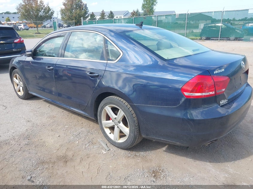 2013 VOLKSWAGEN PASSAT 2.0L TDI SE 1VWBN7A31DC067929