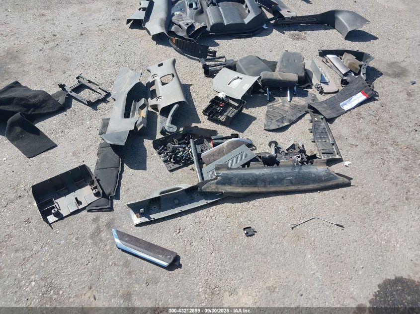 2022 GMC Sierra 2500Hd 4Wd Standard Bed Denali VIN: 1GT49REY8NF227483 Lot: 43212899