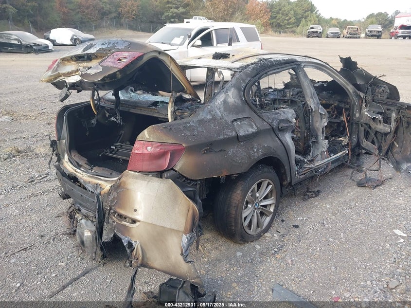 WBA5A5C58ED508138 2014 BMW 5ER photo no. 4