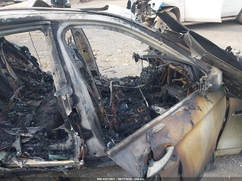 WBA5A5C58ED508138 2014 BMW 5ER photo no. 5