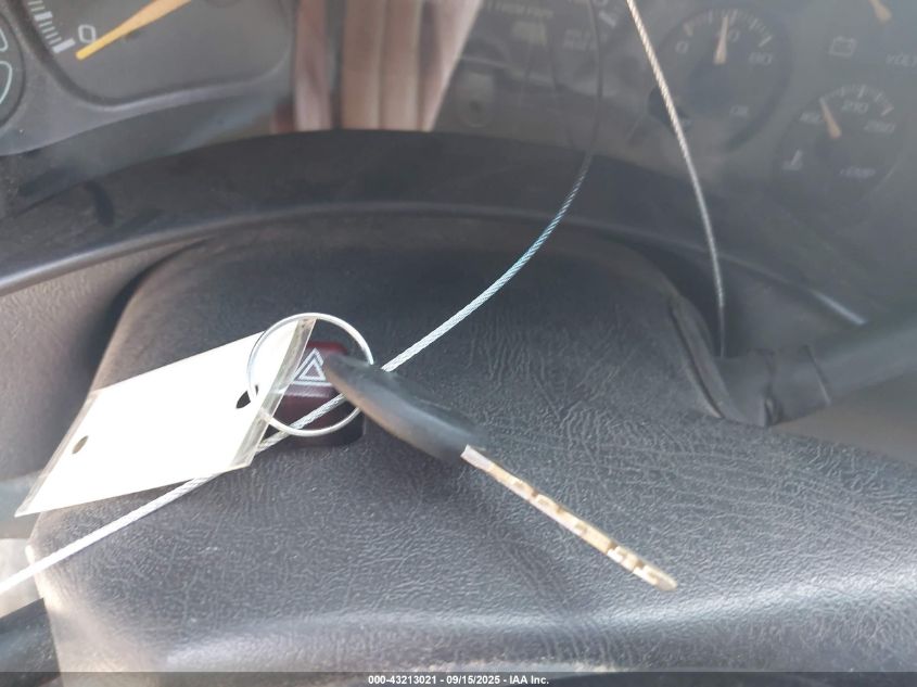 2000 Chevrolet Silverado 1500 Ls VIN: 1GCEC19T2YZ291771 Lot: 43213021